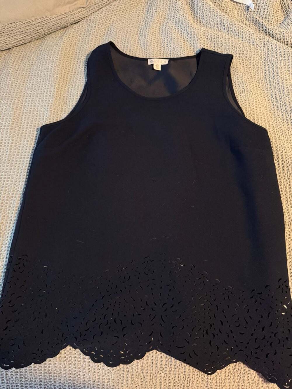 Lila Rose Tank Top Size L Navy Blue Laser Cut Scalloped Hem